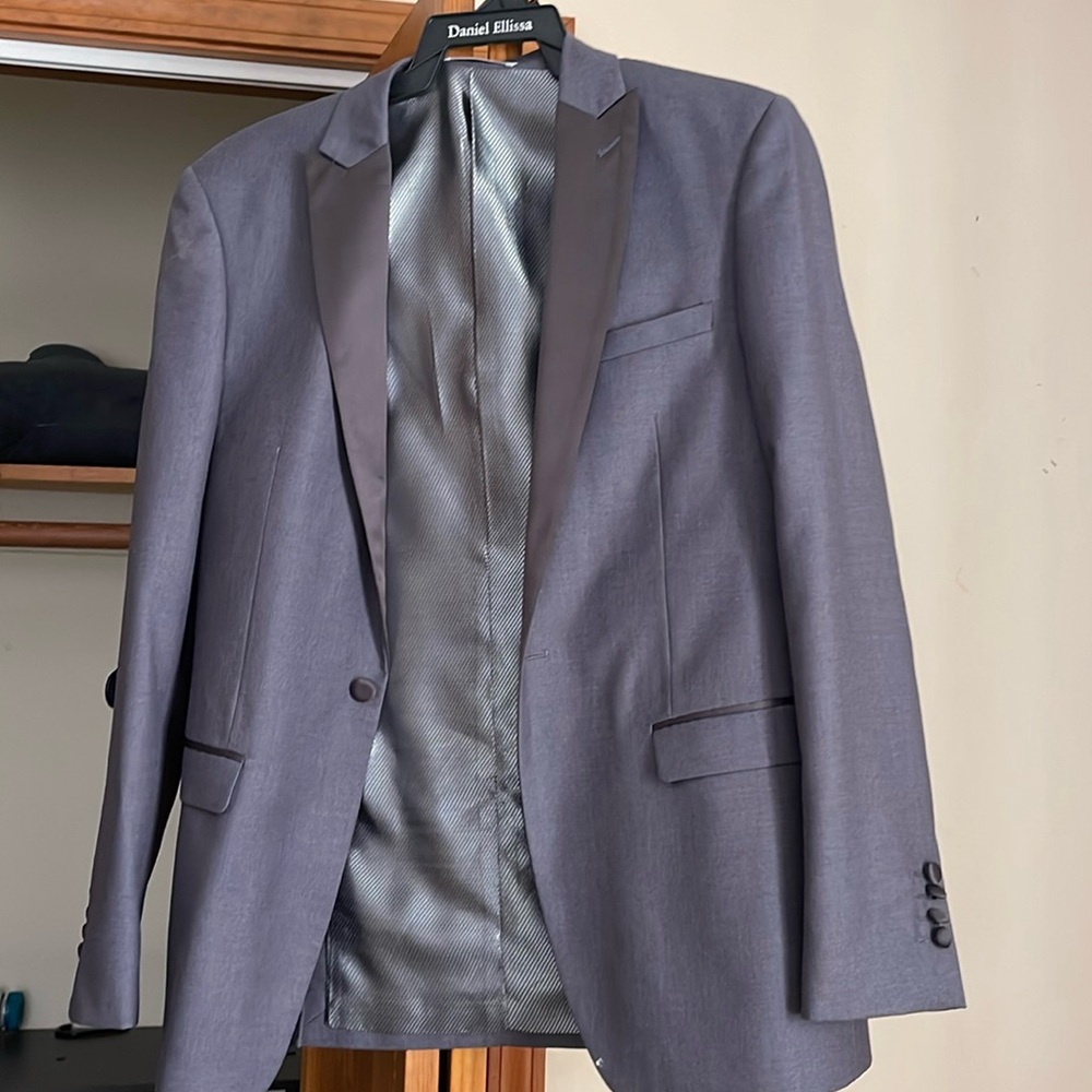 Tuxedo tops